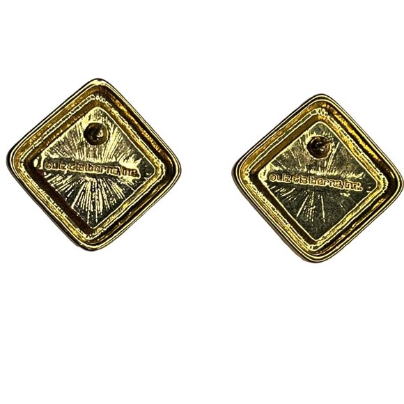 Vintage Goldtone Square Earrings By  Liz Claiborne With Faux Pearl Center STUD - Picture 2 of 3